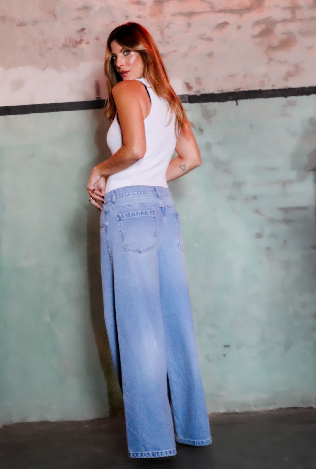Calça Jeans Pantalona Alana - Imagem 7